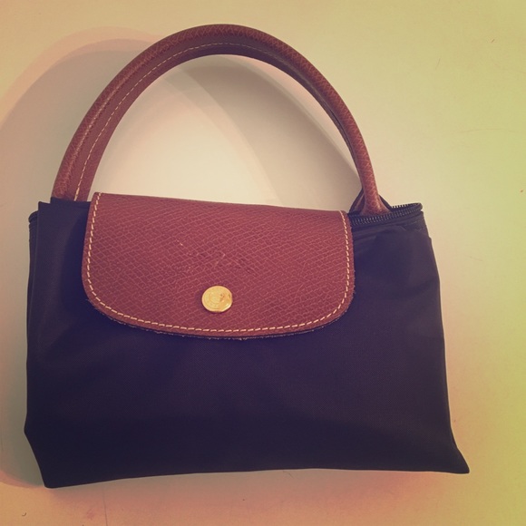 Longchamp Handbags - 💕Make an offer 💕 longchamp Tote
